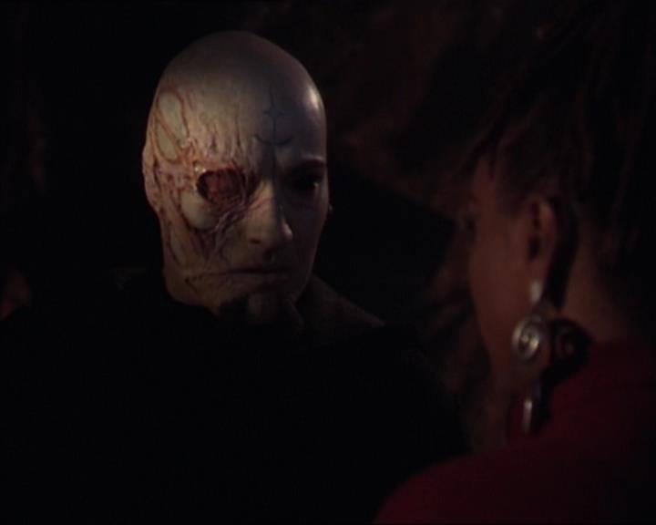 Charmed-Online-dot-413CharmedAndDangerous1436.jpg