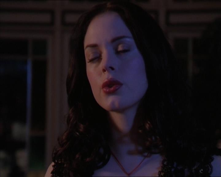 Charmed-Online-dot-413CharmedAndDangerous1818.jpg