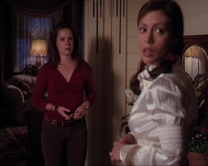 Charmed-Online-dot-413CharmedAndDangerous1837.jpg