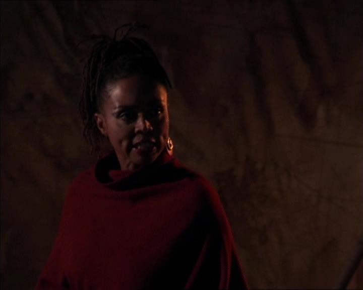 Charmed-Online-dot-413CharmedAndDangerous1881.jpg