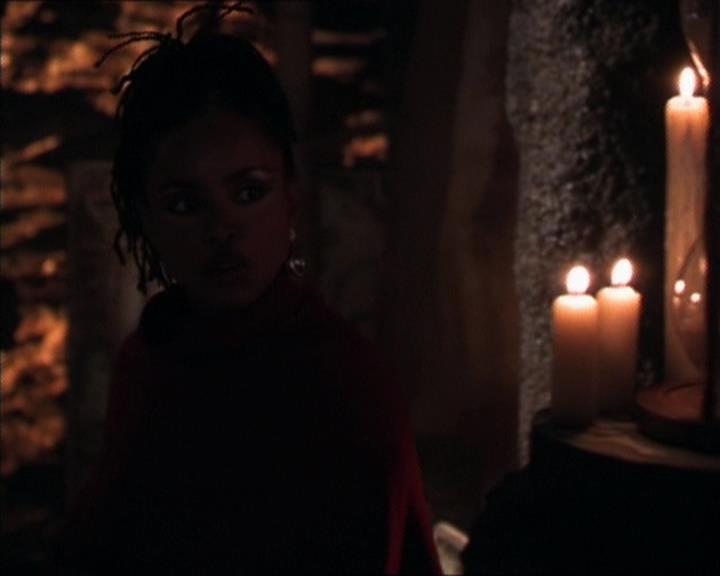 Charmed-Online-dot-413CharmedAndDangerous1886.jpg