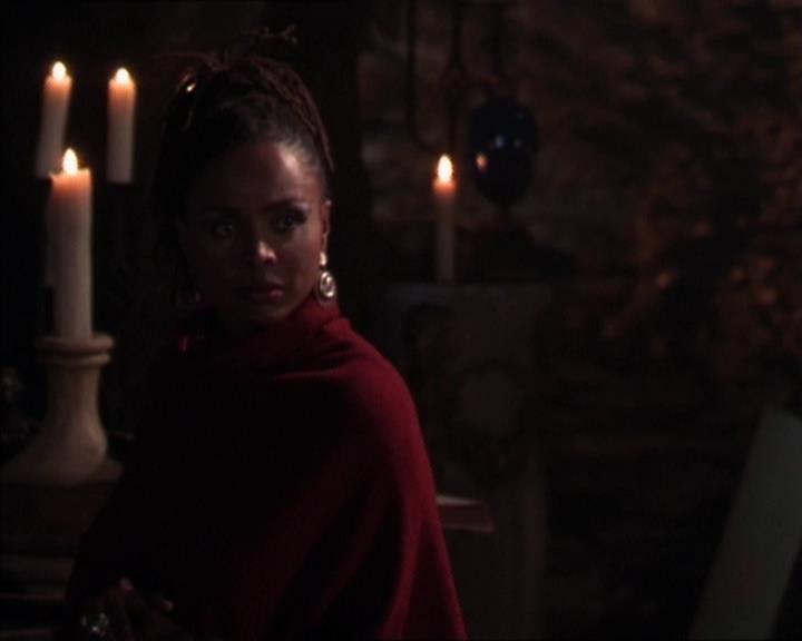 Charmed-Online-dot-413CharmedAndDangerous1897.jpg