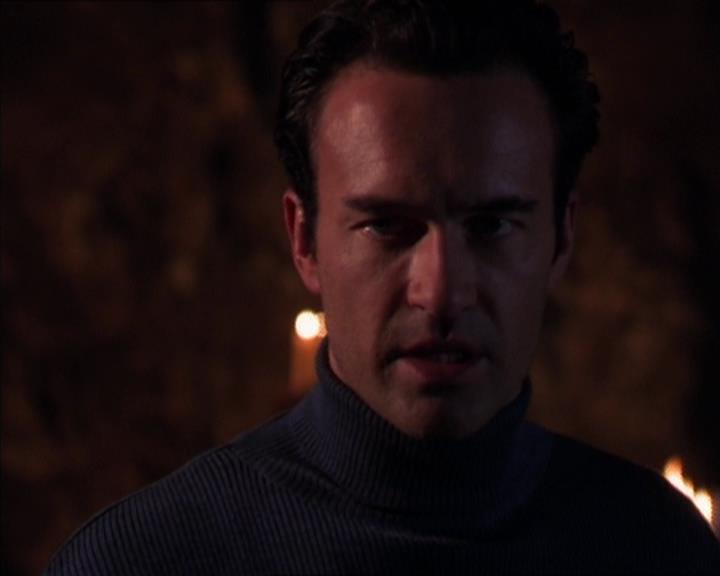 Charmed-Online-dot-413CharmedAndDangerous1942.jpg