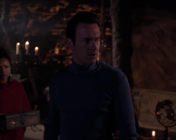 Charmed-Online-dot-413CharmedAndDangerous1970.jpg
