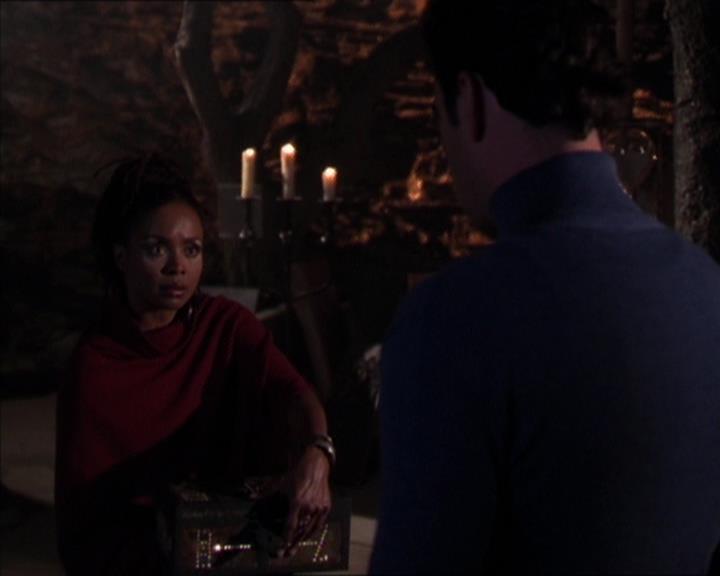 Charmed-Online-dot-413CharmedAndDangerous2009.jpg