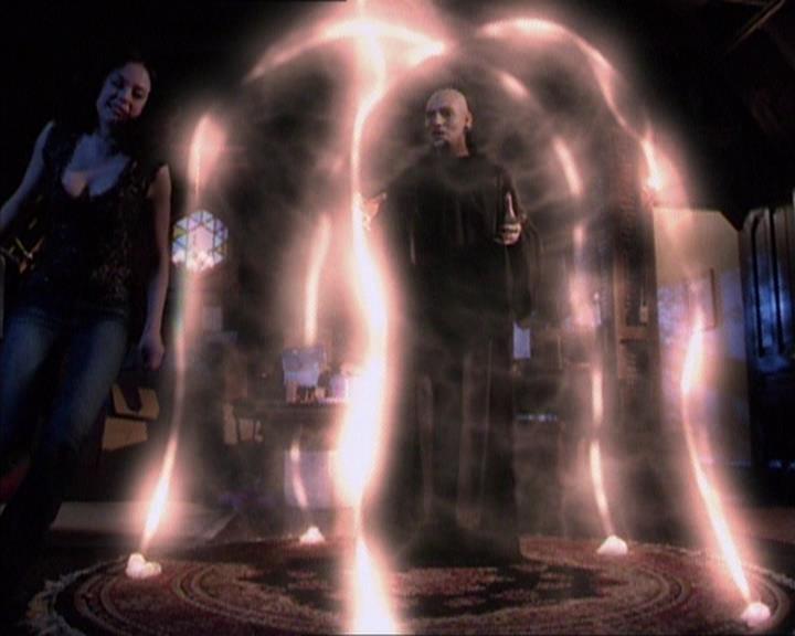 Charmed-Online-dot-413CharmedAndDangerous2123.jpg
