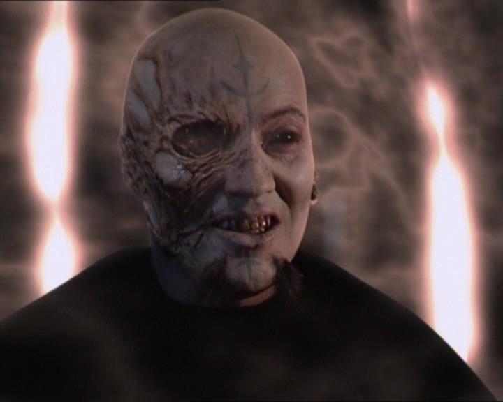 Charmed-Online-dot-413CharmedAndDangerous2126.jpg