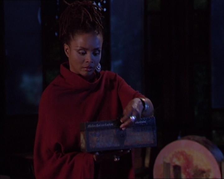 Charmed-Online-dot-413CharmedAndDangerous2193.jpg