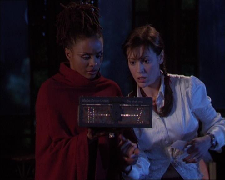 Charmed-Online-dot-413CharmedAndDangerous2218.jpg