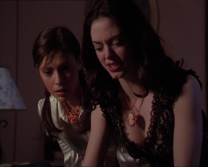 Charmed-Online-dot-413CharmedAndDangerous2252.jpg