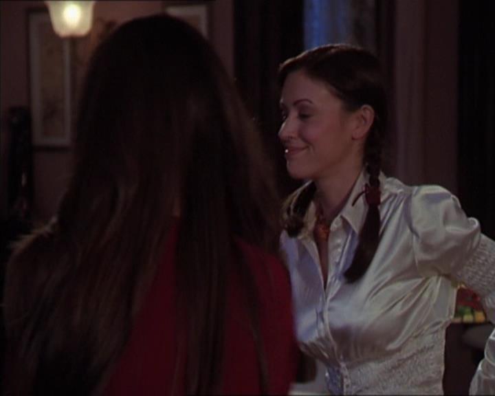 Charmed-Online-dot-413CharmedAndDangerous2276.jpg