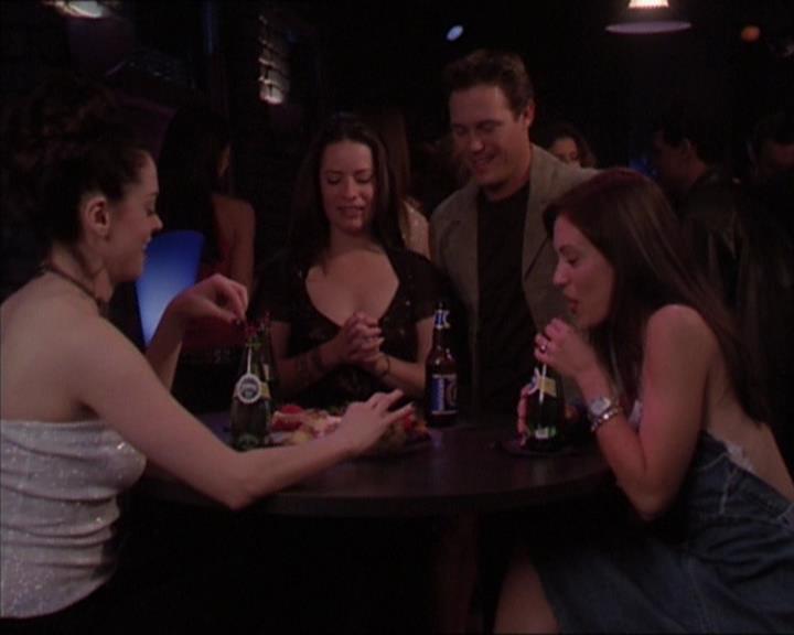 Charmed-Online-dot-413CharmedAndDangerous2339.jpg