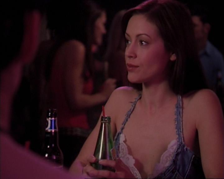 Charmed-Online-dot-413CharmedAndDangerous2341.jpg