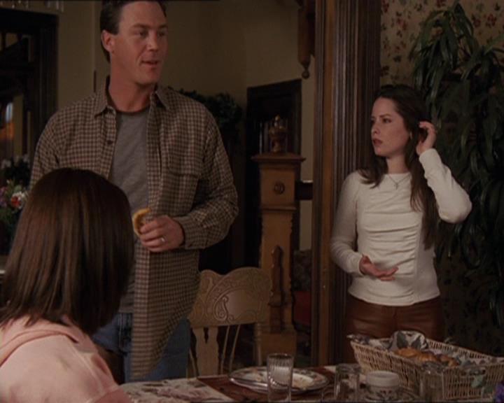 Charmed-Online-dot-414TheThreeFacesOfPhoebe0224.jpg