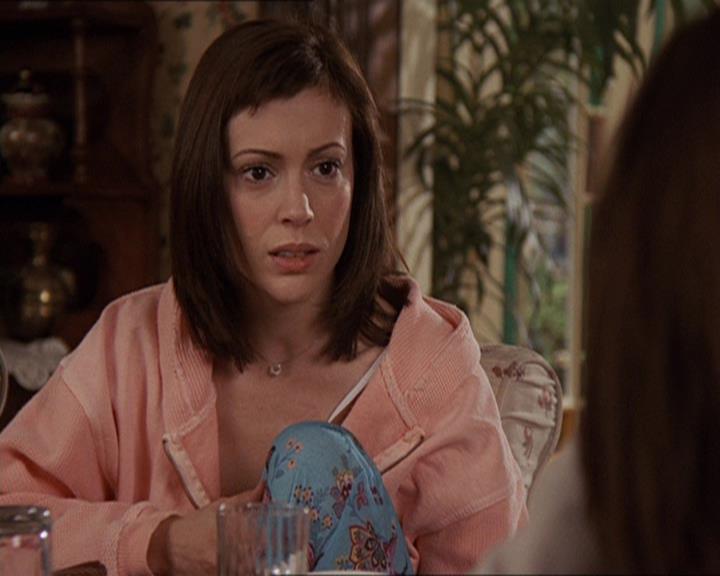 Charmed-Online-dot-414TheThreeFacesOfPhoebe0252.jpg