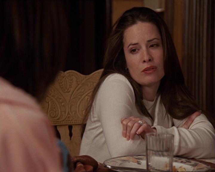 Charmed-Online-dot-414TheThreeFacesOfPhoebe0260.jpg