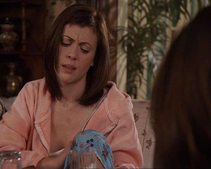 Charmed-Online-dot-414TheThreeFacesOfPhoebe0264.jpg