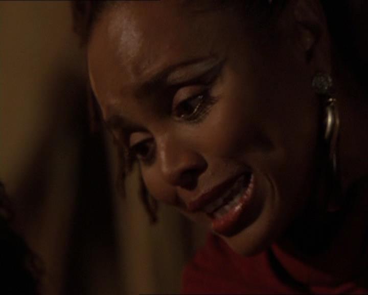 Charmed-Online-dot-414TheThreeFacesOfPhoebe0307.jpg