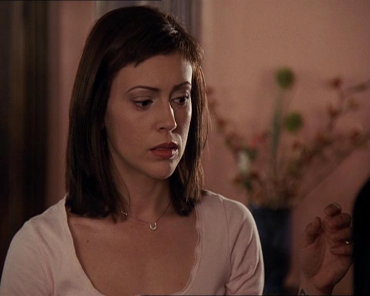 Charmed-Online-dot-414TheThreeFacesOfPhoebe0435.jpg