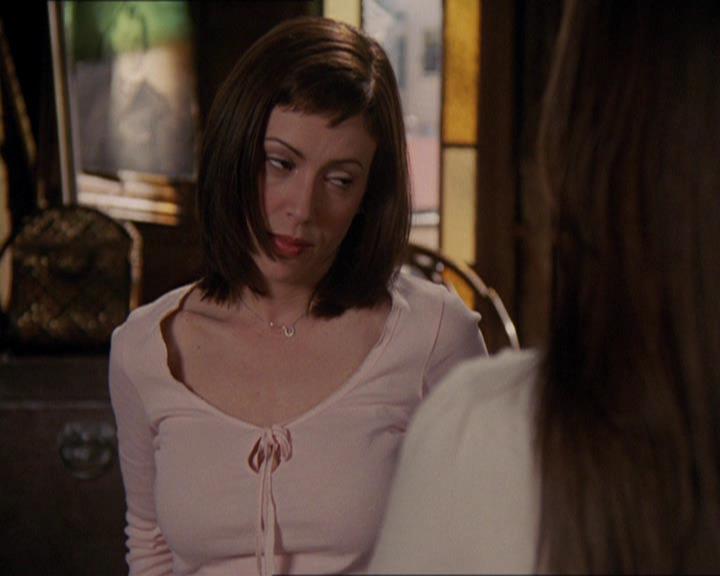 Charmed-Online-dot-414TheThreeFacesOfPhoebe0631.jpg