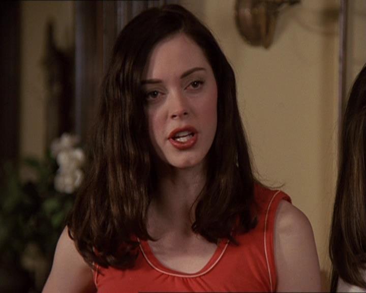Charmed-Online-dot-414TheThreeFacesOfPhoebe0747.jpg