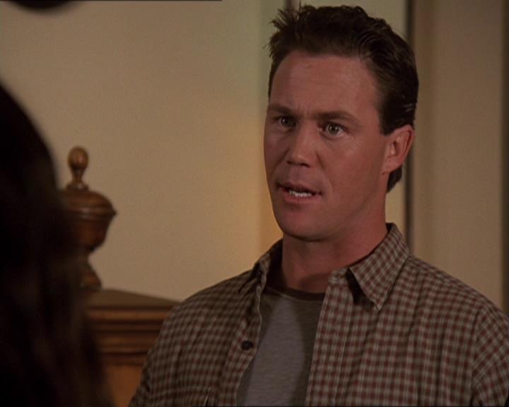 Charmed-Online-dot-414TheThreeFacesOfPhoebe0750.jpg