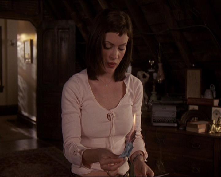 Charmed-Online-dot-414TheThreeFacesOfPhoebe0785.jpg