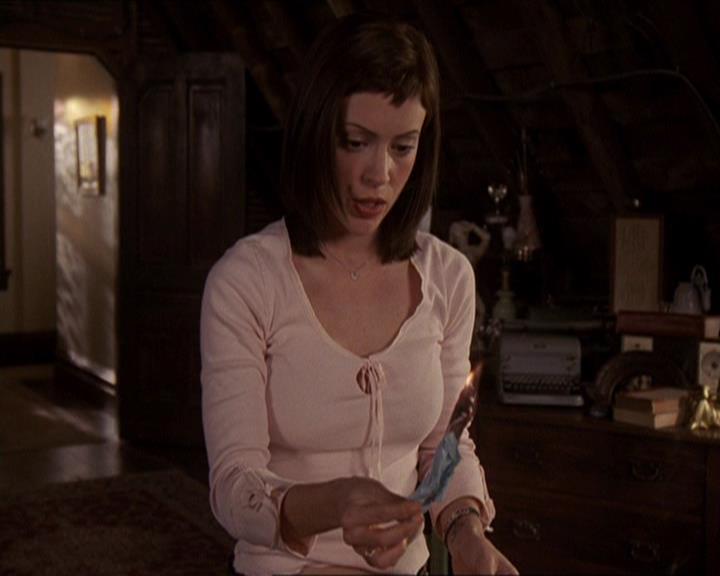 Charmed-Online-dot-414TheThreeFacesOfPhoebe0786.jpg