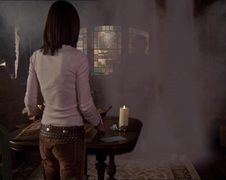Charmed-Online-dot-414TheThreeFacesOfPhoebe0796.jpg