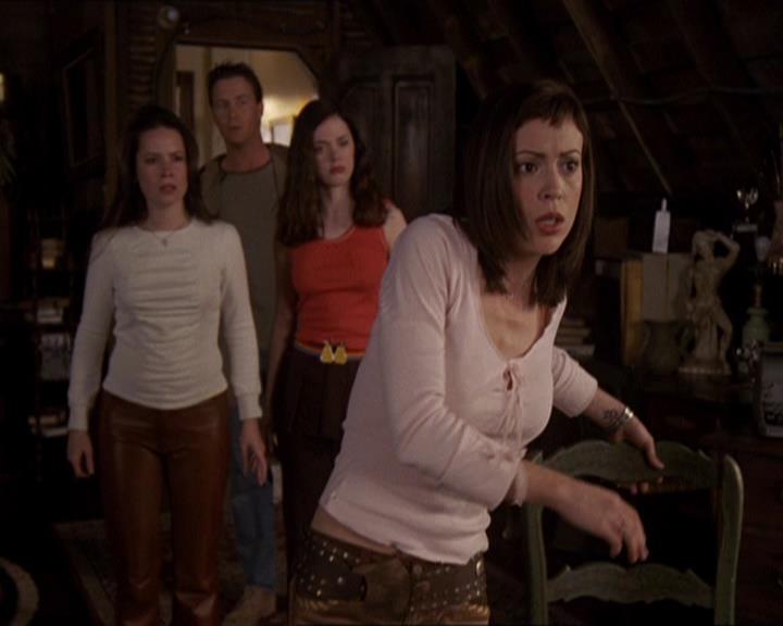 Charmed-Online-dot-414TheThreeFacesOfPhoebe0808.jpg