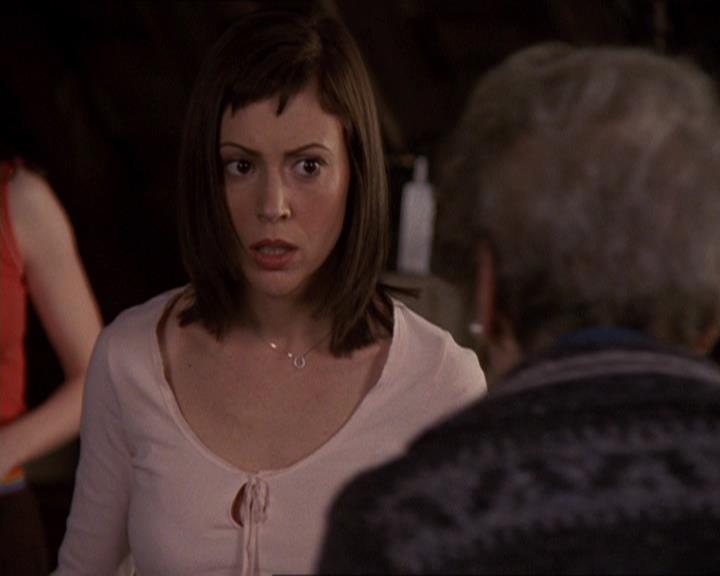 Charmed-Online-dot-414TheThreeFacesOfPhoebe0812.jpg