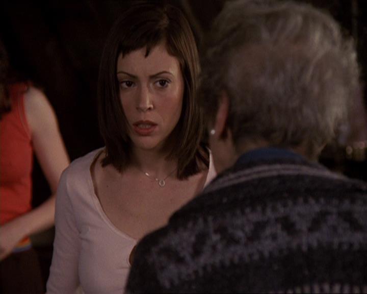 Charmed-Online-dot-414TheThreeFacesOfPhoebe0813.jpg