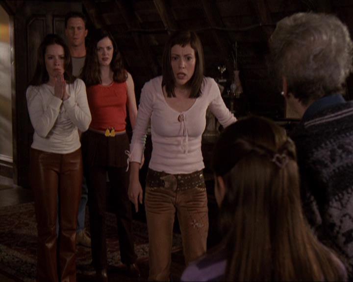 Charmed-Online-dot-414TheThreeFacesOfPhoebe0818.jpg