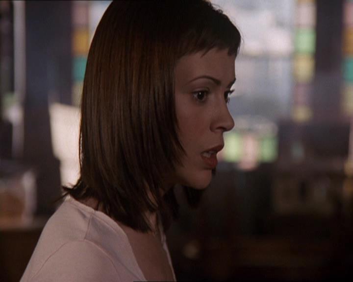 Charmed-Online-dot-414TheThreeFacesOfPhoebe0823.jpg