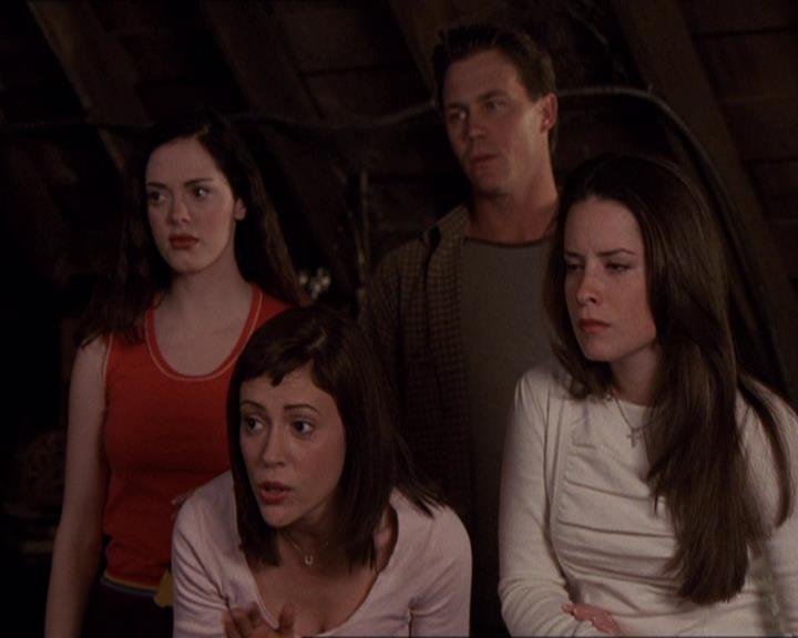 Charmed-Online-dot-414TheThreeFacesOfPhoebe0837.jpg