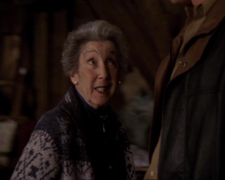 Charmed-Online-dot-414TheThreeFacesOfPhoebe0937.jpg