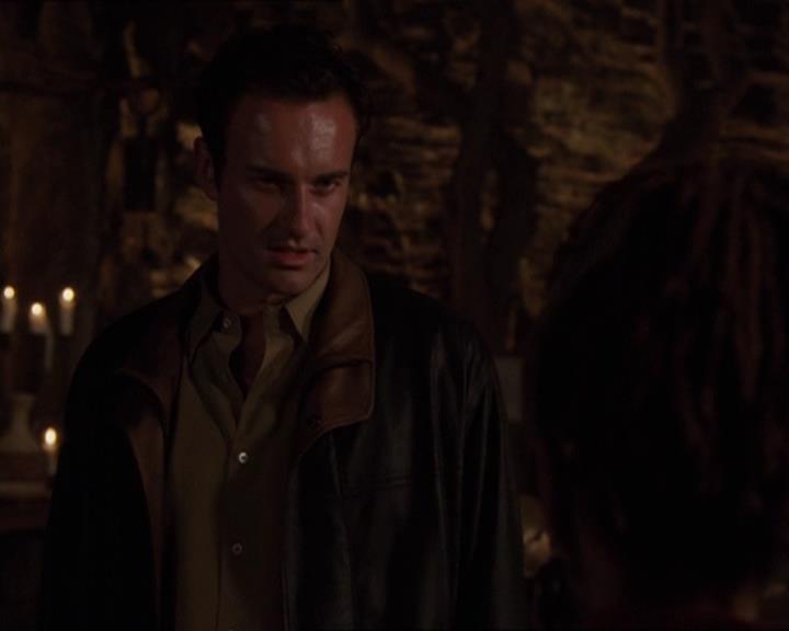Charmed-Online-dot-414TheThreeFacesOfPhoebe0981.jpg