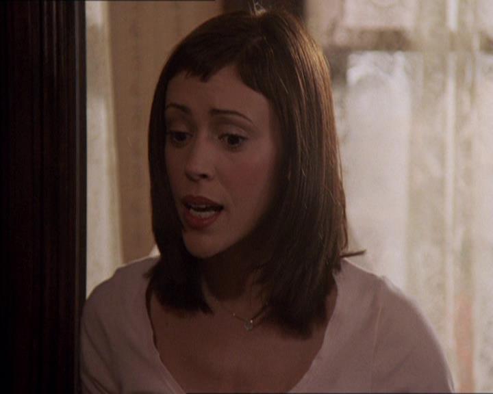 Charmed-Online-dot-414TheThreeFacesOfPhoebe1083.jpg