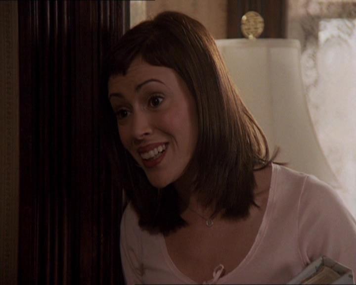 Charmed-Online-dot-414TheThreeFacesOfPhoebe1129.jpg