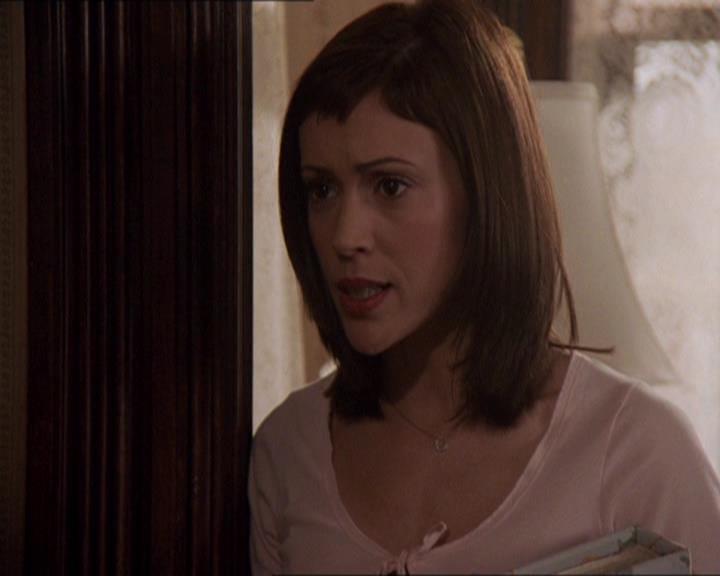 Charmed-Online-dot-414TheThreeFacesOfPhoebe1165.jpg