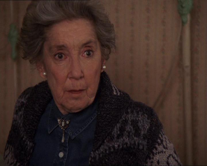 Charmed-Online-dot-414TheThreeFacesOfPhoebe1166.jpg