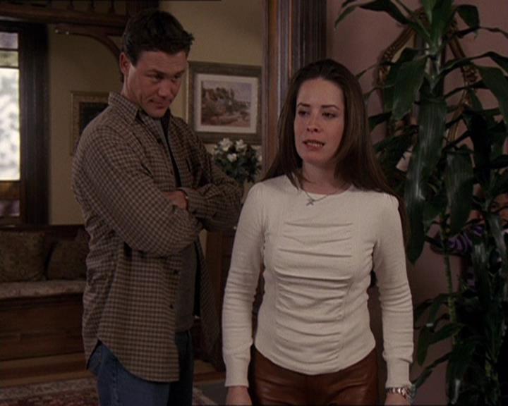Charmed-Online-dot-414TheThreeFacesOfPhoebe1209.jpg