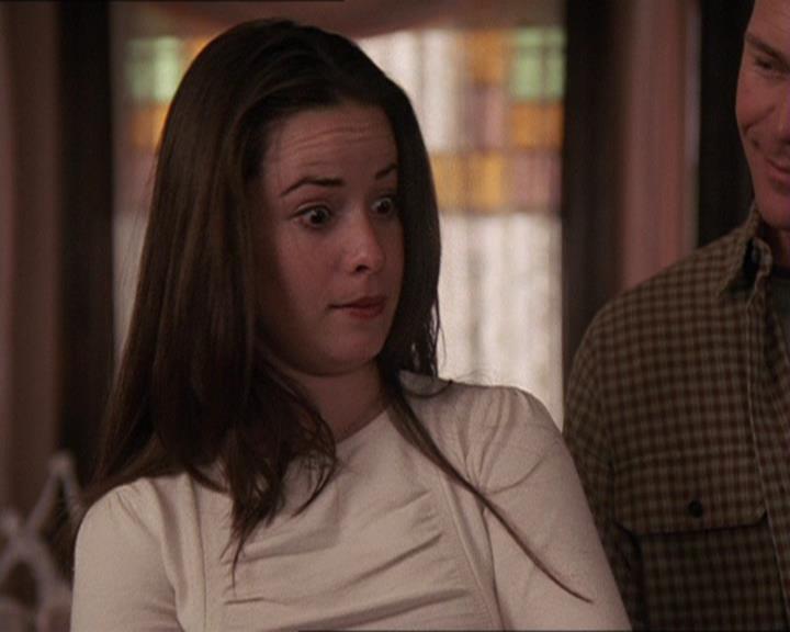Charmed-Online-dot-414TheThreeFacesOfPhoebe1270.jpg