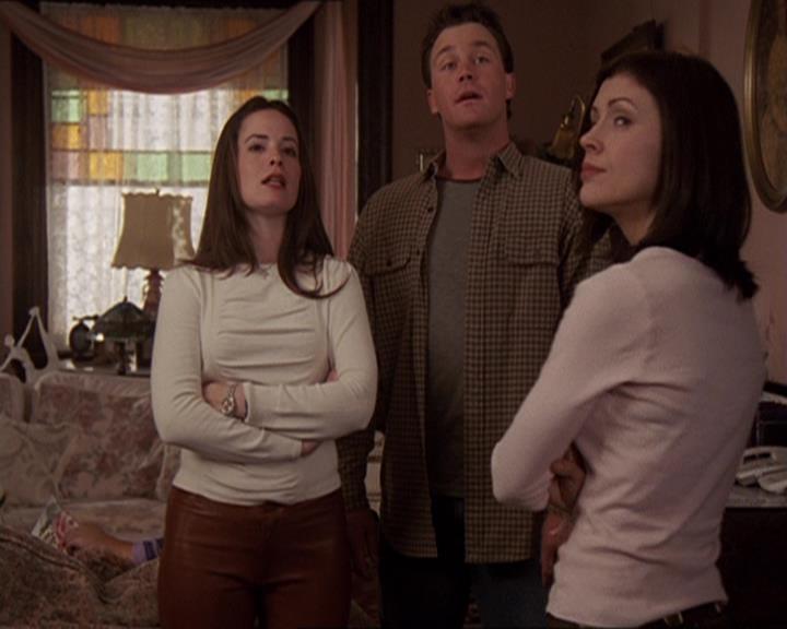 Charmed-Online-dot-414TheThreeFacesOfPhoebe1353.jpg