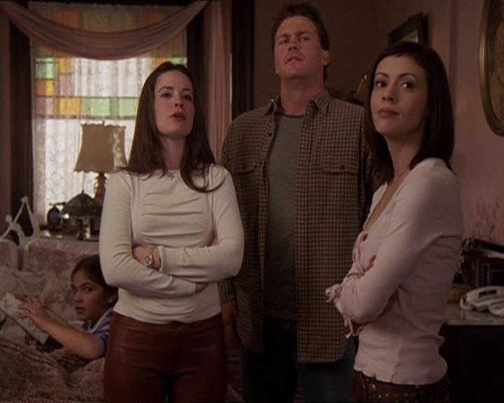 Charmed-Online-dot-414TheThreeFacesOfPhoebe1354.jpg