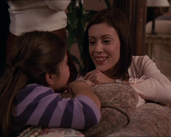 Charmed-Online-dot-414TheThreeFacesOfPhoebe1375.jpg