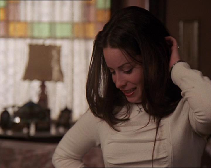 Charmed-Online-dot-414TheThreeFacesOfPhoebe1379.jpg