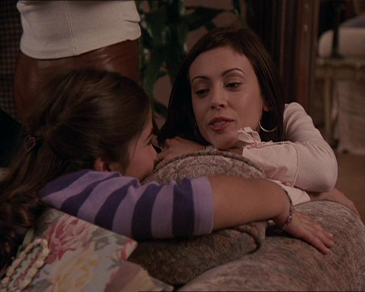 Charmed-Online-dot-414TheThreeFacesOfPhoebe1386.jpg