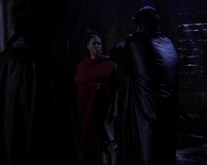 Charmed-Online-dot-414TheThreeFacesOfPhoebe1422.jpg
