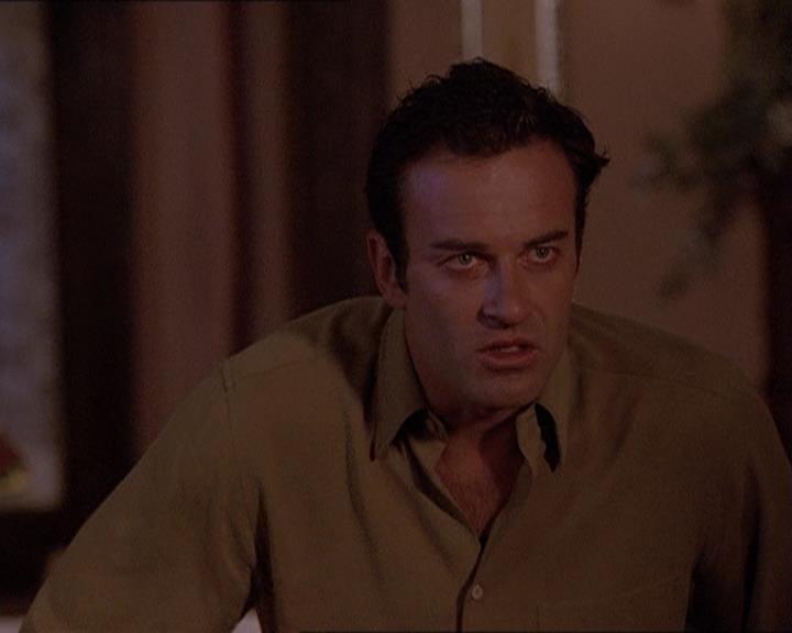 Charmed-Online-dot-414TheThreeFacesOfPhoebe1499.jpg